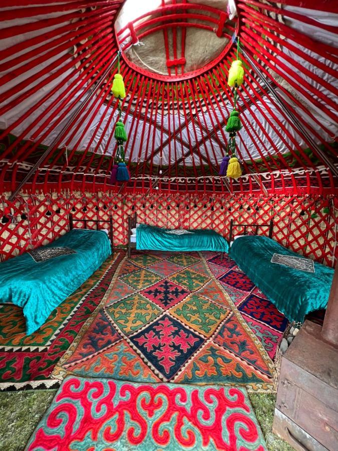 Yurt Camp "Sary-Bulun" At Song-Kul Lake, Naryn Exterior foto