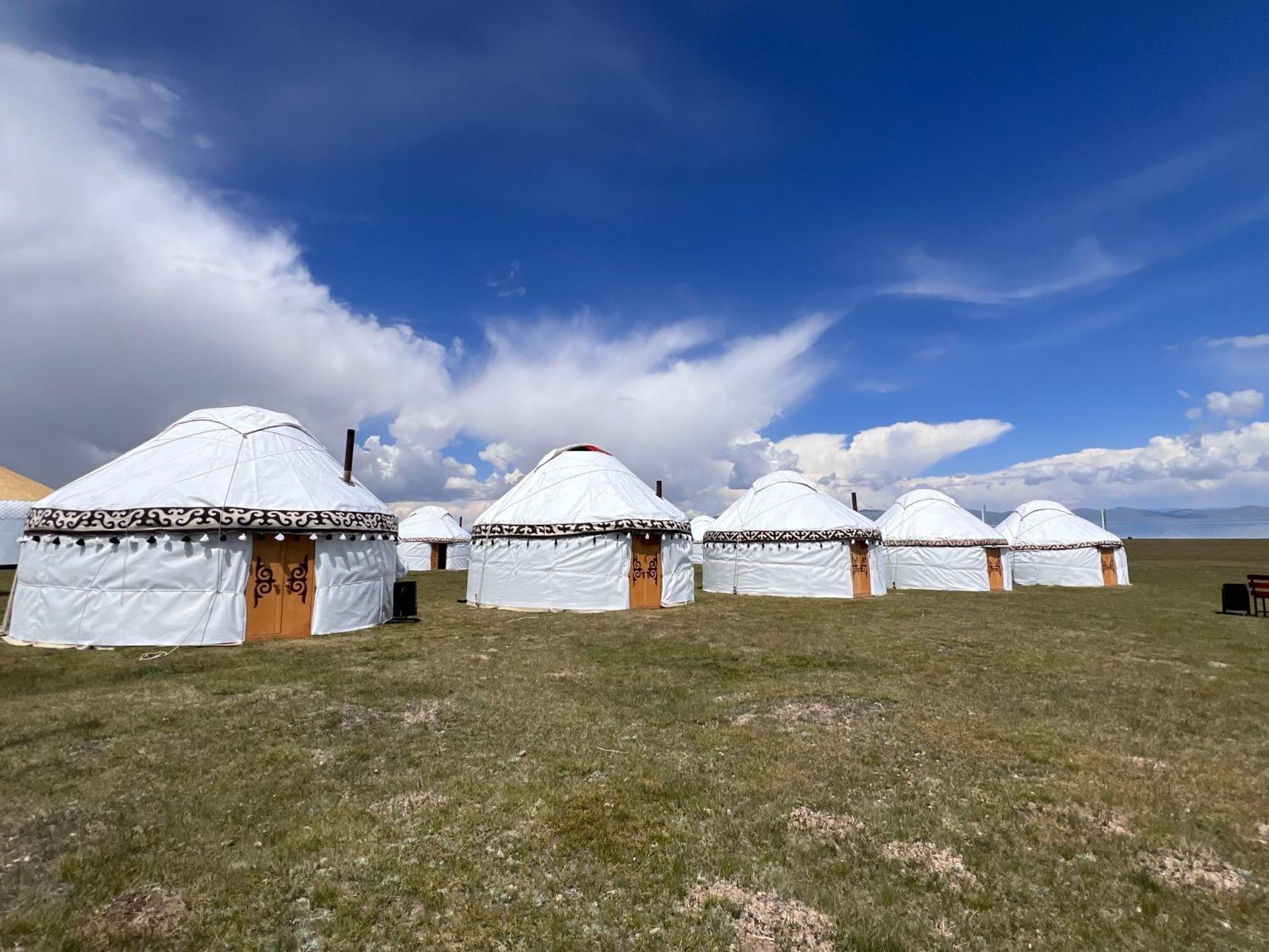 Yurt Camp "Sary-Bulun" At Song-Kul Lake, Naryn Exterior foto